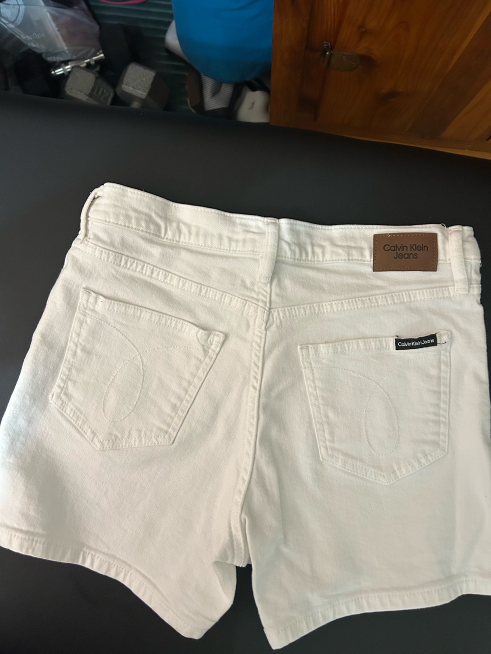 Calvin Klein Jean shorts size 6 - White & Dark Blue Denim - Picture 3 of 7
